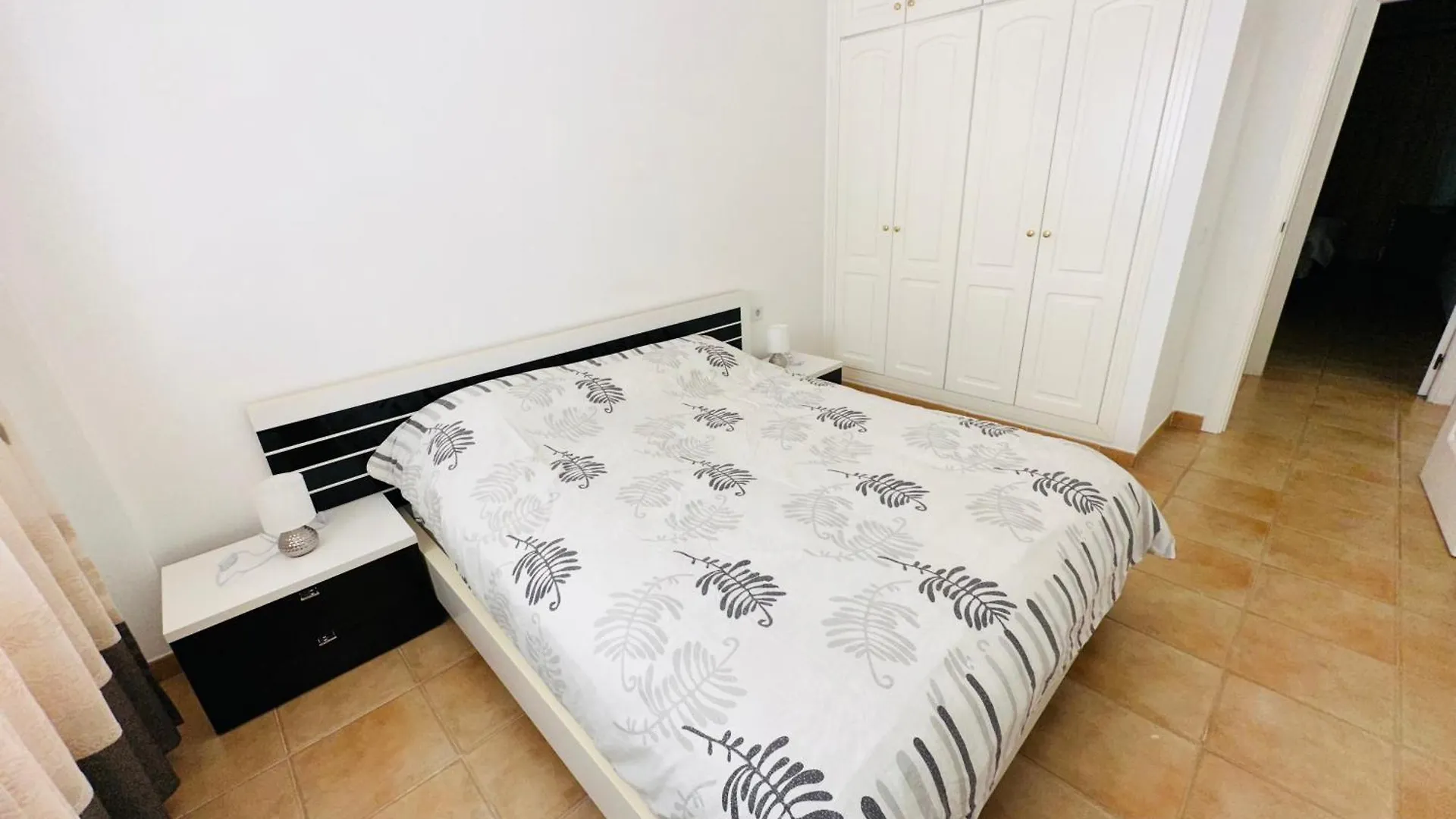 3 Bedrooms Los Cristianos Communal Pool Free Wifi